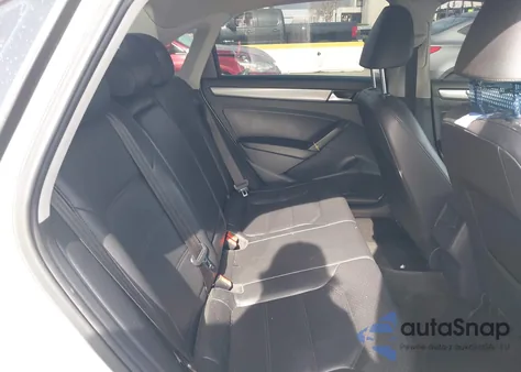 2015 Volkswagen Passat 1.8T Limited Edition from USA, damaged, VIN 1VWAT7A38FC082951